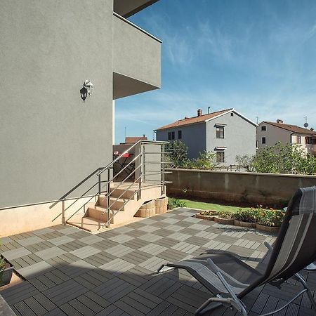 פולה Apartments Elviana מראה חיצוני תמונה